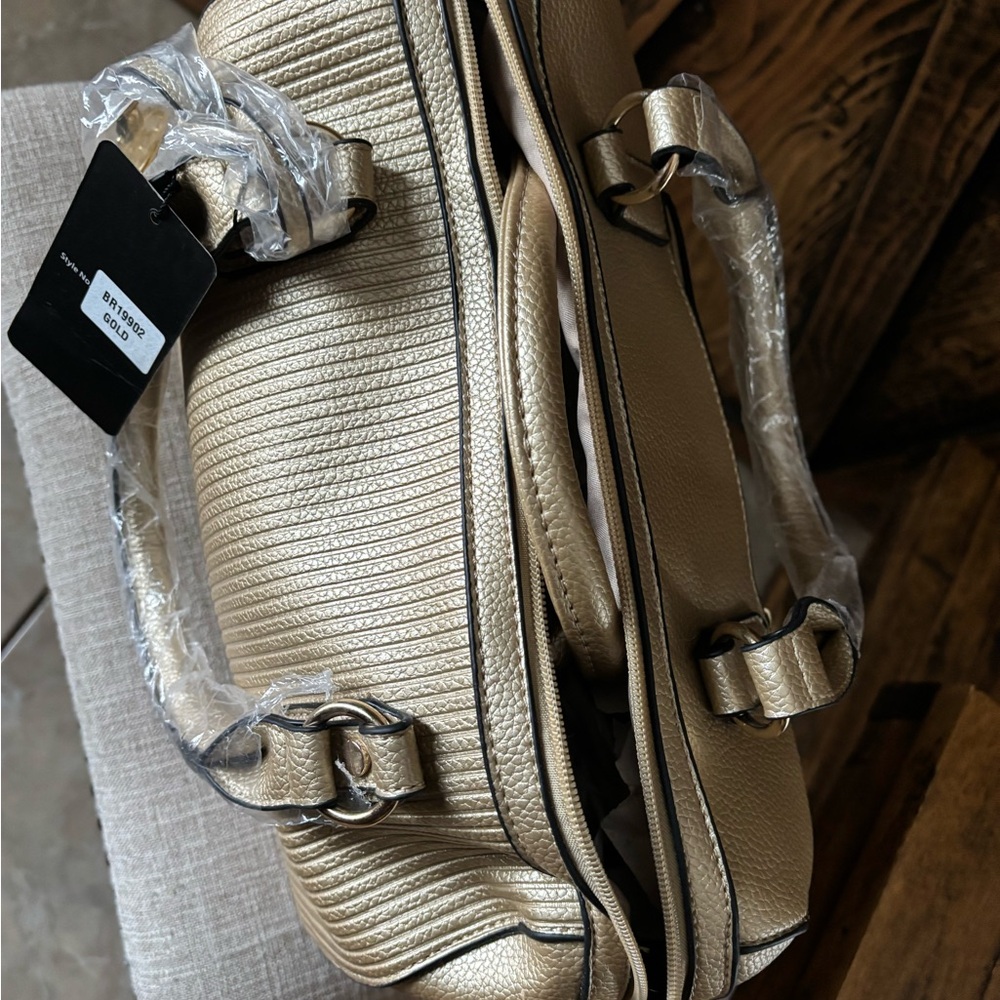 Bella Rose Closet Elegant Gold Satchel 3 Piece - Picture 7 of 16
